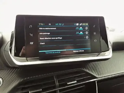 Photo 20 Peugeot 2008  Electrique 136 ch