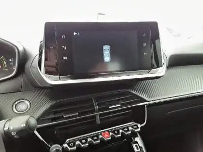 Photo 17 Peugeot 2008  Electrique 136 ch