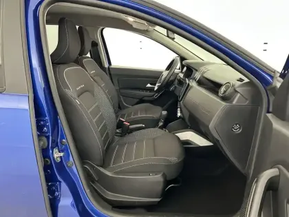 Photo 11 Dacia Duster  TCe 150 FAP 4x2 EDC