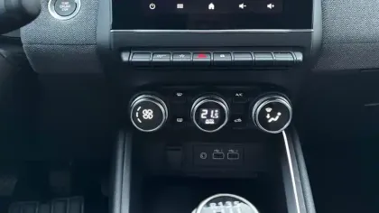 Photo 18 Renault Clio  TCe 90