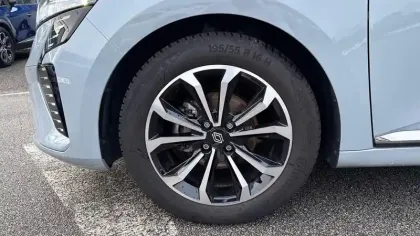 Photo 8 Renault Clio  TCe 90