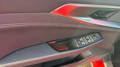 Photo 17 Renault Austral  E-Tech full hybrid 200 GSR2