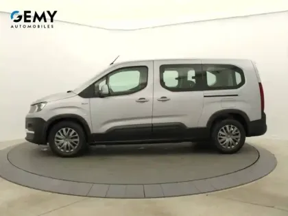 Photo 64 Peugeot Rifter  Long PureTech 110 S&S BVM6 5pl