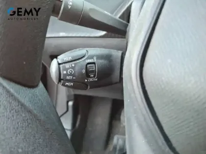 Photo 11 Peugeot 208  PureTech 75 S&S BVM5