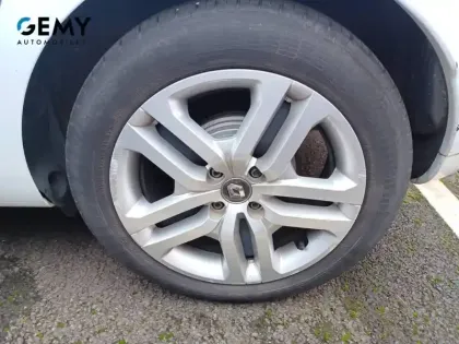 Photo 10 Renault Clio  TCe 90