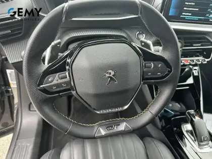 Photo 11 Peugeot 2008  PureTech 130 S&S EAT8