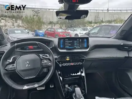 Photo 7 Peugeot 2008  PureTech 130 S&S EAT8