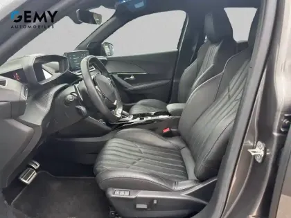 Photo 8 Peugeot 2008  PureTech 130 S&S EAT8