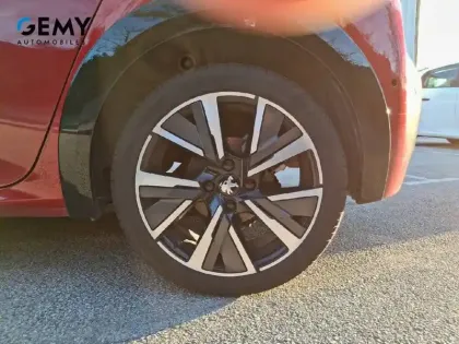 Photo 10 Peugeot 208  PureTech 100 S&S EAT8