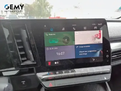 Photo 9 Renault Megane  E-Tech EV40 130ch standard charge