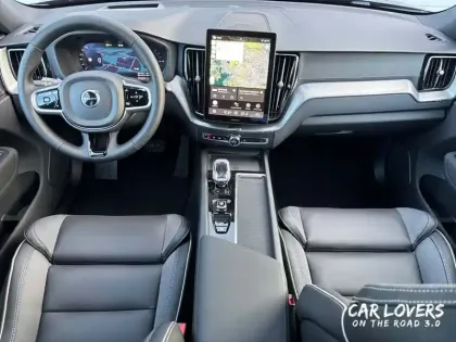 Photo 16 Volvo Xc60  T6 AWD Hybride rechargeable 253 ch+145 ch Geartronic 8