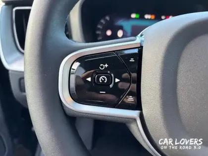 Photo 32 Volvo Xc60  T6 AWD Hybride rechargeable 253 ch+145 ch Geartronic 8