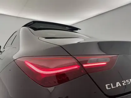 Photo 27 Mercedes CLA  Coupé 250 e Hybrid EQ 8G-DCT