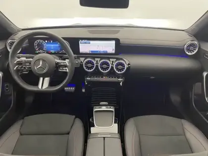 Photo 24 Mercedes CLA  Coupé 250 e Hybrid EQ 8G-DCT