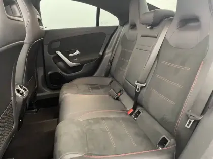 Photo 15 Mercedes CLA  Coupé 250 e Hybrid EQ 8G-DCT