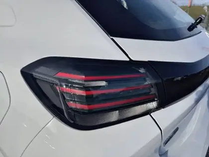 Photo 16 Peugeot 208  PureTech 100 S&S BVM6