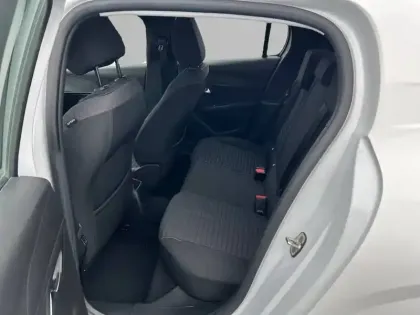 Photo 35 Peugeot 208  PureTech 100 S&S BVM6