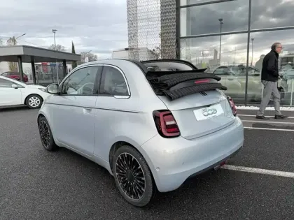 Photo 50 Fiat 500 C e 118 ch