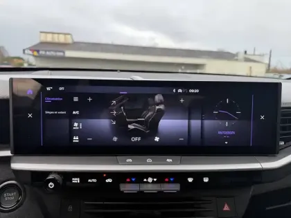 Photo 13 Opel Grandland  1.2 Turbo Hybrid 145 ch e-DCT6