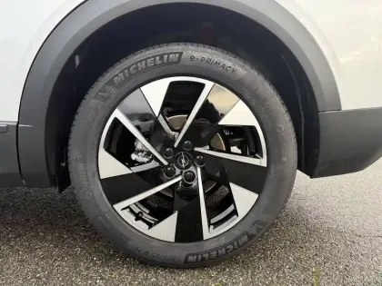 Photo 4 Opel Grandland  1.2 Turbo Hybrid 145 ch e-DCT6