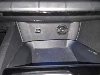 Photo 37 Peugeot 3008  BlueHDi 130ch S&S EAT8