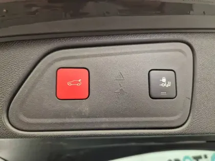 Photo 68 Peugeot 3008  BlueHDi 130ch S&S EAT8