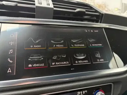 Photo 20 Audi Q3  35 TFSI 150 ch S tronic 7