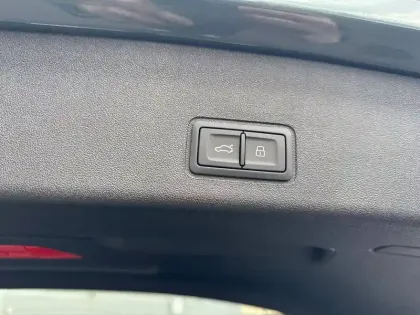 Photo 20 Audi Q3  TDI 150 ch S tronic 7