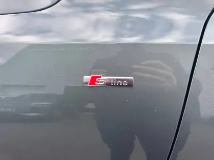 Photo 34 Audi Q3  TDI 150 ch S tronic 7