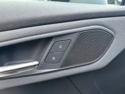 Photo 23 Audi Q3  TDI 150 ch S tronic 7