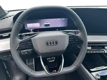 Photo 51 Audi Q3  TDI 150 ch S tronic 7