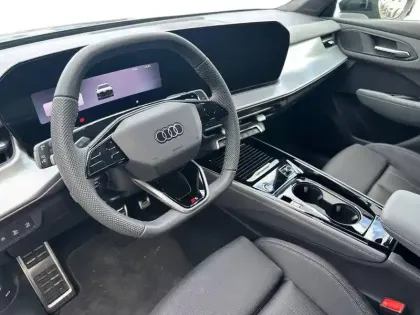 Photo 14 Audi Q3  TDI 150 ch S tronic 7