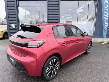 Photo 41 Peugeot 208  Hybrid 100 e-DCS6