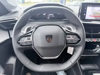 Photo 24 Peugeot 208  Hybrid 100 e-DCS6