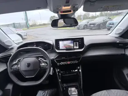 Photo 13 Peugeot 208  Hybrid 100 e-DCS6