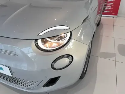 Photo 19 Fiat 500  e 95 ch