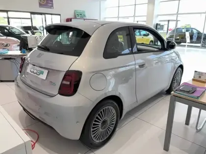 Photo 3 Fiat 500  e 95 ch