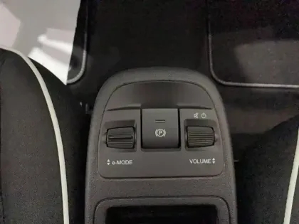 Photo 10 Fiat 500  e 95 ch