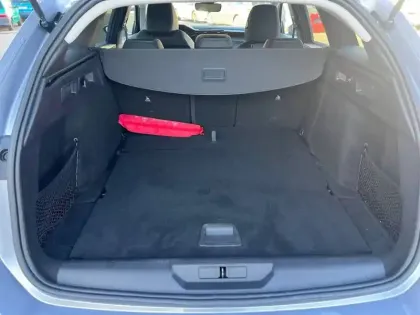 Photo 5 Peugeot 308  SW BlueHDi 130ch S&S EAT8