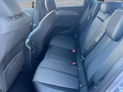 Photo 9 Peugeot 308  SW BlueHDi 130ch S&S EAT8