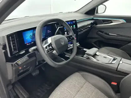 Photo 9 Renault Espace  E-Tech full hybrid 200 GSR2