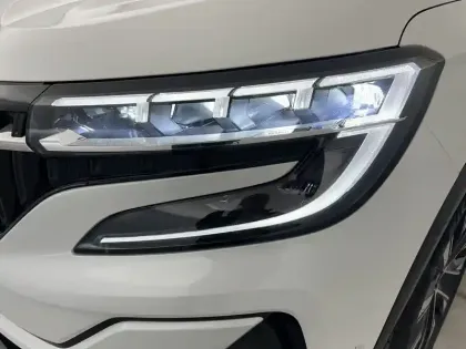 Photo 24 Renault Espace  E-Tech full hybrid 200 GSR2