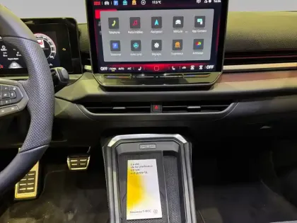 Photo 12 Volkswagen T-roc  1.5 eTSI EVO2 Hybrid 150 ch DSG7