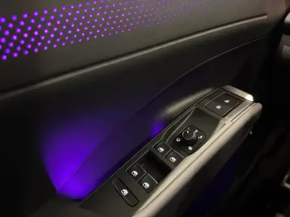 Photo 21 Volkswagen T-roc  1.5 eTSI EVO2 Hybrid 150 ch DSG7