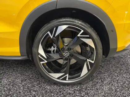 Photo 8 Volkswagen T-roc  1.5 eTSI EVO2 Hybrid 150 ch DSG7