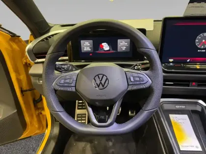 Photo 11 Volkswagen T-roc  1.5 eTSI EVO2 Hybrid 150 ch DSG7