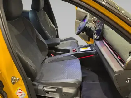 Photo 10 Volkswagen T-roc  1.5 eTSI EVO2 Hybrid 150 ch DSG7