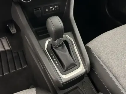 Photo 15 Renault Clio  E-Tech full hybrid 145 ch GSR2