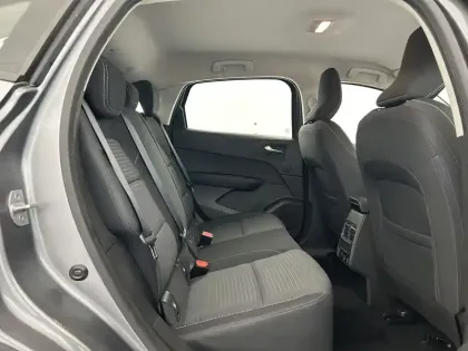 Photo 18 Renault Arkana  TCe 140 EDC FAP