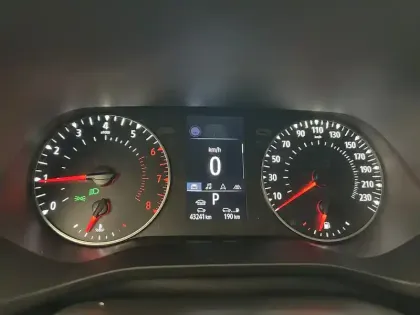 Photo 12 Renault Arkana  TCe 140 EDC FAP